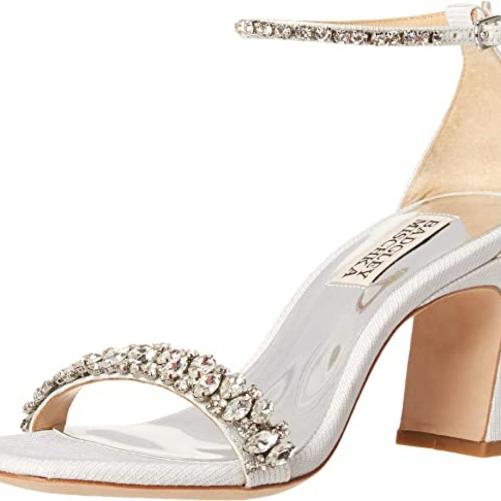 Badgley Mischka Women's Harriet Heeled Sandal (White Size 6 NEW)